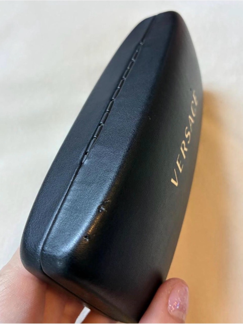 Versace black leather sunglasses hard case - Picture 4 of 8